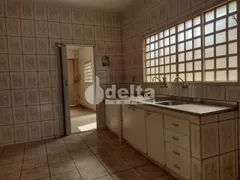 Casa com 3 Quartos à venda, 222m² no Alto Umuarama, Uberlândia - Foto 3