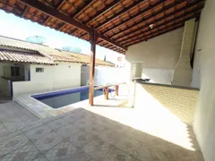 Casa com 3 Quartos à venda, 210m² no Cidade Jardim, Uberlândia - Foto 1