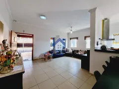 Casa com 4 Quartos à venda, 220m² no Monte Belo, Taubaté - Foto 3