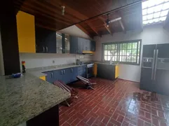 Casa com 4 Quartos à venda, 244m² no Cavalhada, Porto Alegre - Foto 22