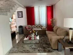 Casa com 4 Quartos à venda, 1000m² no Morada da Colina, Uberlândia - Foto 3