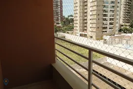 Apartamento com 3 Quartos para alugar, 79m² no Gleba Fazenda Palhano, Londrina - Foto 5