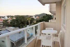 Apartamento com 2 Quartos para alugar, 75m² no Centro, Bombinhas - Foto 4
