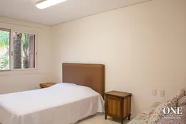 Casa de Condomínio com 4 Quartos para alugar, 640m² no Três Figueiras, Porto Alegre - Foto 25