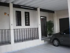 Casa com 3 Quartos à venda, 187m² no Jardim Leocadia, Sorocaba - Foto 2