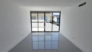 Casa de Condomínio com 4 Quartos à venda, 435m² no Recreio Dos Bandeirantes, Rio de Janeiro - Foto 10