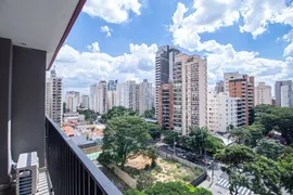 Apartamento com 1 Quarto para alugar, 24m² no Moema, São Paulo - Foto 4