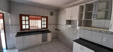 Casa com 3 Quartos à venda, 180m² no Jardim Astro, Sorocaba - Foto 3