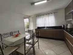 Casa com 3 Quartos à venda, 180m² no Ideal, Londrina - Foto 15