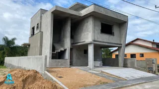 Casa de Condomínio com 3 Quartos à venda, 231m² no Canasvieiras, Florianópolis - Foto 1