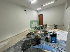 Galpão / Depósito / Armazém com 1 Quarto para alugar, 300m² no Pampulha, Uberlândia - Foto 2