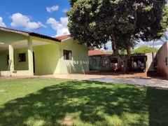 Casa com 3 Quartos à venda, 130m² no Conjunto Habitacional Requiao, Maringá - Foto 5