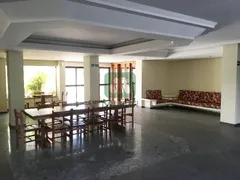 Apartamento com 3 Quartos para alugar, 296m² no Centro, Uberlândia - Foto 16