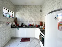 Casa com 3 Quartos à venda, 200m² no Carlos Prates, Belo Horizonte - Foto 21