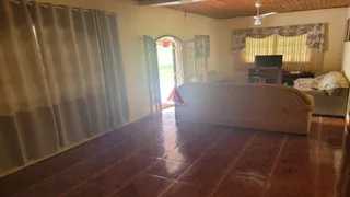 Fazenda / Sítio / Chácara com 4 Quartos à venda, 505m² no Chacaras Rurais Guararema, Jacareí - Foto 3