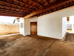 Casa com 2 Quartos à venda, 94m² no Parque Residencial Vale do Sol, Araraquara - Foto 2