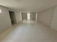 Casa Comercial com 4 Quartos para alugar, 400m² no Morada da Colina, Uberlândia - Foto 20