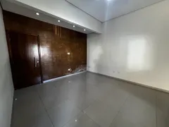 Casa com 3 Quartos à venda, 170m² no Parque Residencial Mediterraneo, Presidente Prudente - Foto 3