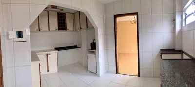 Apartamento com 3 Quartos para alugar, 146m² no Água Verde, Curitiba - Foto 8