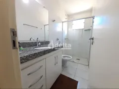 Apartamento com 3 Quartos à venda, 76m² no Umuarama, Uberlândia - Foto 8