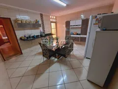 Casa com 4 Quartos à venda, 227m² no Residencial Itamarati, São Carlos - Foto 8