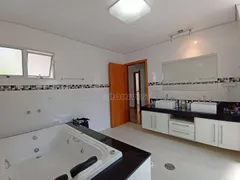 Casa de Condomínio com 3 Quartos à venda, 340m² no Granja Viana, Embu das Artes - Foto 41