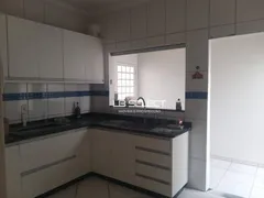 Casa com 3 Quartos à venda, 220m² no Cidade Jardim, Uberlândia - Foto 6