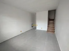 Casa com 2 Quartos à venda, 67m² no Palhada, Nova Iguaçu - Foto 2