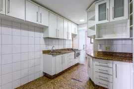 Apartamento com 4 Quartos para alugar, 300m² no Setor Sudoeste, Brasília - Foto 2