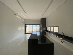 Casa de Condomínio com 3 Quartos à venda, 230m² no Aeroclub, Porto Velho - Foto 6