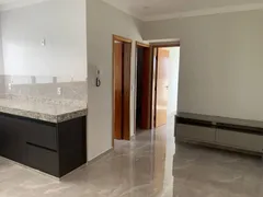 Apartamento com 2 Quartos à venda, 52m² no Tubalina, Uberlândia - Foto 2