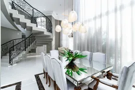 Casa de Condomínio com 3 Quartos à venda, 677m² no Uberaba, Curitiba - Foto 1
