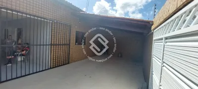 Casa com 3 Quartos à venda, 234m² no Parquelândia, Fortaleza - Foto 2