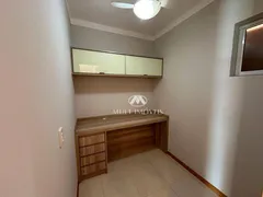 Apartamento com 3 Quartos para alugar, 185m² no Bosque das Juritis, Ribeirão Preto - Foto 9