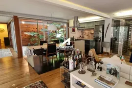 Casa com 3 Quartos à venda, 245m² no Vila Nova Conceição, São Paulo - Foto 1