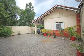 Casa com 3 Quartos à venda, 120m² no Centro, Peruíbe - Foto 2