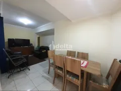 Apartamento com 3 Quartos à venda, 76m² no Umuarama, Uberlândia - Foto 3