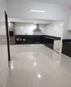 Casa com 3 Quartos à venda, 180m² no Jardim Botânico, Uberlândia - Foto 5