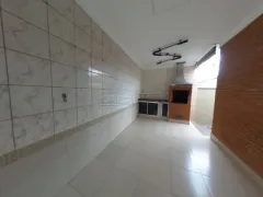 Casa com 3 Quartos para alugar, 171m² no Centro, Araraquara - Foto 23