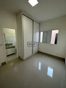 Casa com 3 Quartos à venda, 150m² no Alto Umuarama, Uberlândia - Foto 6