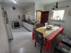 Sobrado com 3 Quartos à venda, 230m² no Jardim Teles de Menezes, Santo André - Foto 2