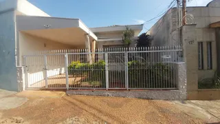 Casa Comercial com 4 Quartos para alugar, 203m² no Vila Seixas, Ribeirão Preto - Foto 1