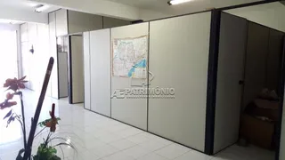 Prédio Inteiro com 3 Quartos à venda, 709m² no Vila Hortencia, Sorocaba - Foto 2