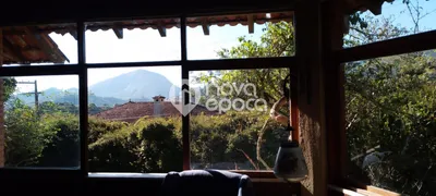 Casa com 4 Quartos à venda, 320m² no Iúcas, Teresópolis - Foto 15