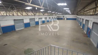 Galpão / Depósito / Armazém para alugar, 2372m² no Rubem Berta, Porto Alegre - Foto 7