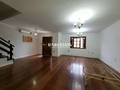 Casa com 6 Quartos à venda, 288m² no Jardim Itú Sabará, Porto Alegre - Foto 4