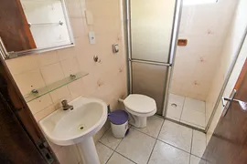 Casa com 4 Quartos para alugar, 170m² no Capão Raso, Curitiba - Foto 18