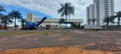 Galpão / Depósito / Armazém para alugar, 1700m² no Dona Zulmira, Uberlândia - Foto 1