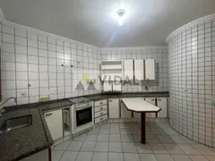 Casa com 3 Quartos para alugar, 230m² no Granja Olga, Sorocaba - Foto 16