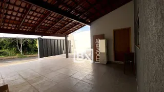 Casa com 3 Quartos à venda, 215m² no Cidade Jardim, Uberlândia - Foto 2